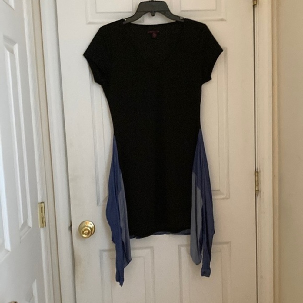 Juniors shirt dress with tie around denim waist - Size Large